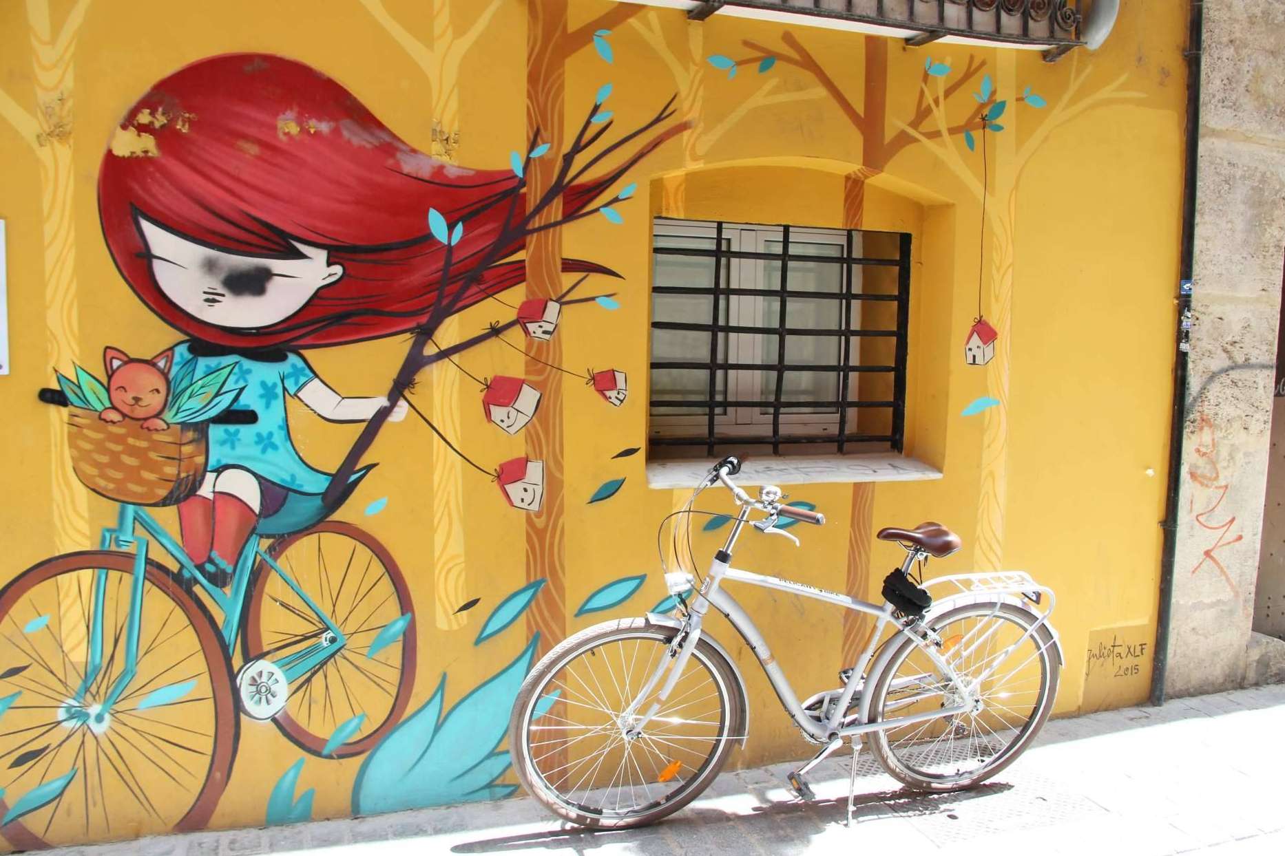 Descubrir la magia de Valencia en bicicleta